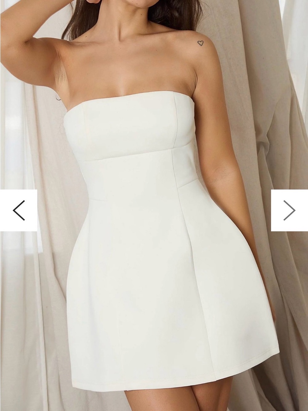 Leau 
Strapless Bustier Mini Dress- XS